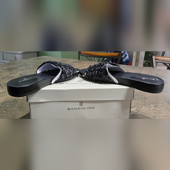 Bandolino Women's Melly Sandal #949 - Picture 9 of 10